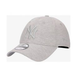 New Era Czapka Jersey Essential 9Forty Nyy Grey New York Yan , szary, rozmiar ONE-SIZE. Szare czapki i kapelusze męskie New Era, bez wzorów, z bawełny. W wyprzedaży za 59.99 zł.