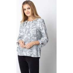 Bluzka w kwiaty z wiązanymi rękawami QUIOSQUE. Białe bluzki damskie QUIOSQUE, w kwiaty, z wiskozy, biznesowe, z dekoltem w łódkę. Za 149.99 zł.