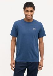 MĘSKA KOSZULKA MUSTANG Austin T-shirt Insignia Blue 1015055 5230. Niebieskie koszulki polo męskie Mustang, m, bez wzorów, bez ramiączek. Za 89.99 zł.