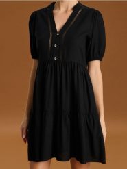 Sukienka mini - czarny. Czarne sukienki damskie Sinsay, l, bez wzorów, z materiału, bez kołnierzyka, bez ramiączek, mini. W wyprzedaży za 35.99 zł.