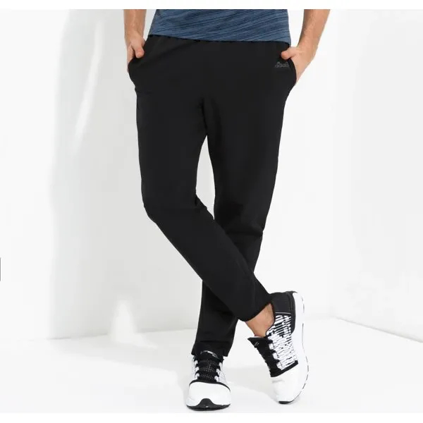Adidas Spodnie Rs Shell Pt M. , czarny, rozmiar L. Czarne spodnie sportowe męskie Adidas, na zimę, l, bez wzorów, z elastanu, na fitness i siłownię, climalite (adidas). W wyprzedaży za 229.99 zł.