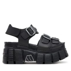 Sandały NEW ROCK. Czarne sandały damskie NEW ROCK, bez wzorów, bez obcasa, na koturnie, bez zapięcia. Za 649.99 zł.