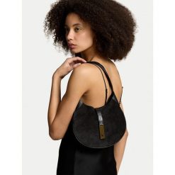 Torebka Polo Ralph Lauren. Czarne torebki do ręki damskie Polo Ralph Lauren, bez wzorów, klasyczne, bez dodatków. Za 2,899.00 zł.