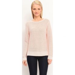 SWETER DŁUGI RĘKAW DAMSKI KLASYCZNY, Z DEKOLTEM. Swetry damskie TROLL. W wyprzedaży za 39.99 zł.