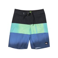 Szorty kąpielowe dla Chłopcy EVERYDAY PANEL 17" Niebieski. Niebieskie szorty dla chłopców Quiksilver, bez wzorów, z materiału, sportowe. Za 199.99 zł.