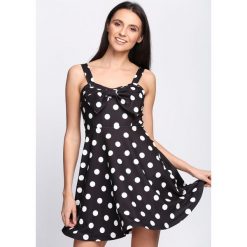 Czarna Sukienka La La Love. Czarne sukienki damskie Born2be, na lato, s, bez wzorów, bez kołnierzyka, bez ramiączek, mini, dopasowane. Za 44.99 zł.