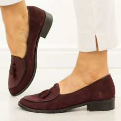 Bordowe skórzane Polskie mokasyny damskie Deoni D316B. Czerwone mokasyny damskie Deoni, z jeansu, biznesowe. Za 429.00 zł.