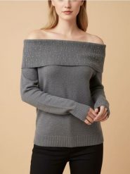 Sweter z dżetami i dekoltem typu łódka z domieszką wełny - szary. Szare swetry damskie Sinsay, l, bez wzorów, z wełny, bez kołnierzyka, bez ramiączek, bez kaptura. Za 49.99 zł.