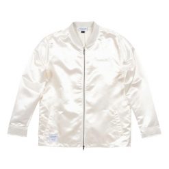 Kurtka Mitchell & Ness satin sports. Białe kurtki męskie Mitchell & Ness, m, bez wzorów, z satyny, sportowe, bez kaptura. Za 533.50 zł.
