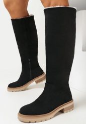 Czarne Kozaki Ocieplone Futerkiem Nunerise. Czarne kozaki damskie Born2be, z materiału, z okrągłym noskiem, bez obcasa, na płaskiej podeszwie. Za 139.99 zł.