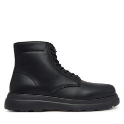 Trzewiki Armani Exchange. Czarne botki męskie Armani Exchange, bez wzorów, bez zapięcia. Za 1,129.00 zł.