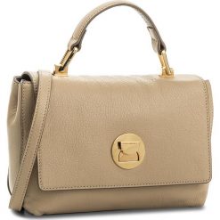 Torebka COCCINELLE - BD0 Liya E1 BD0 58 40 01 Beige/Taupe 973. Brązowe torby na ramię damskie Coccinelle. W wyprzedaży za 799.00 zł.