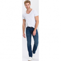 Dżinsy "Johnny" - Slim fit - w kolorze granatowym. Niebieskie jeansy męskie Cross Jeans. W wyprzedaży za 136.95 zł.