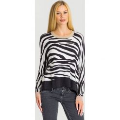 SWETER LIU JO. Czarne swetry damskie Liu Jo, l, z aplikacjami, z materiału, bez kołnierzyka, bez ramiączek, bez kaptura. Za 589.00 zł.
