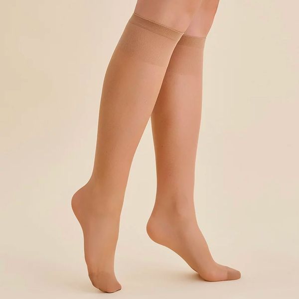 Podkolanówki Gabriella super bezuciskowe 15 den sable 2 pary. Brązowe skarpety damskie Gabriella, bez wzorów, z elastanu. Za 13.50 zł.