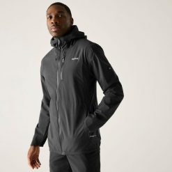Kurtka wodoodporna Regatta Radler. Czarne kurtki męskie Regatta, m, bez wzorów, z materiału, eleganckie, bez kaptura. Za 407.65 zł.