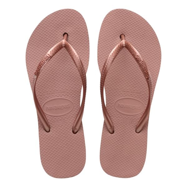Japonki damskie Havaianas Slim Platform. Czerwone klapki damskie Havaianas, bez wzorów, z gumy, eleganckie, bez obcasa. Za 99.99 zł.