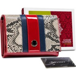 Peterson Elegancki portfel damski ze wzorem wężowej skóry Peterson NoSize. Portfele damskie Peterson, bez wzorów, ze skóry. Za 227.25 zł.