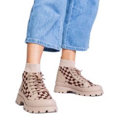 Brązowe botki trampki na platformie. Brązowe trampki i tenisówki damskie bez wzorów, z tkaniny, eleganckie, bez zapięcia. Za 73.74 zł.