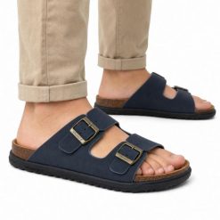 Klapki męskie Wrangler BELVILLE SLIDER MEN LOW. Brązowe klapki męskie Wrangler, z materiału, wakacyjne. Za 139.00 zł.