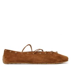 Baleriny Steve Madden. Brązowe baleriny damskie Steve Madden, bez wzorów, bez obcasa. Za 519.99 zł.