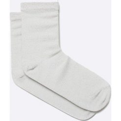 Review - Skarpetki. Szare skarpety damskie Review, z elastanu. W wyprzedaży za 9.90 zł.