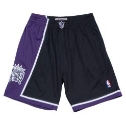 Swingman krótki Sacramento Kings. Fioletowe krótkie spodenki sportowe męskie Mitchell & Ness, bez wzorów, do koszykówki. Za 397.50 zł.