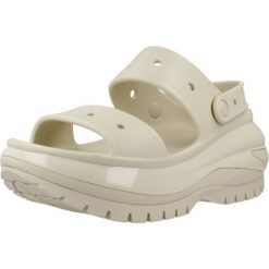 Klapki Crocs Model Classic Mega Crush Sandal Kolor Beżowy. Brązowe klapki damskie Crocs, bez wzorów, z gumy, sportowe, bez obcasa. Za 333.30 zł.