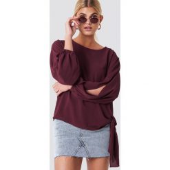 Rut&Circle Bluzka z rozciętym rękawem Amera - Red. Bluzki damskie marki Rut&Circle. Za 80.95 zł.