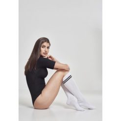 Skarpetki Urban Classic college. Białe skarpety damskie Urban Classics, bez wzorów. Za 25.50 zł.