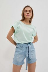 T-shirt z odkrytymi plecami miętowy. Zielone bluzki damskie MOODO, xl, bez wzorów, z bawełny, bez kołnierzyka. W wyprzedaży za 16.99 zł.