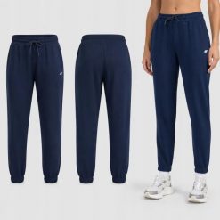 4F SPODNIE DAMSKIE DRESOWE JOGGERY SPORTOWE NIEBIESKIE. Niebieskie spodnie sportowe damskie 4f, m, bez wzorów, z bawełny, na fitness i siłownię. Za 129.99 zł.