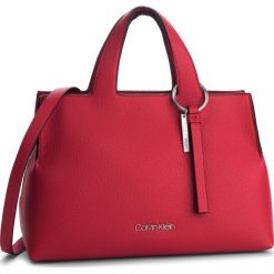 Torebka CALVIN KLEIN - Neat Large Tote K60K604420 626. Czerwone torby na ramię damskie Calvin Klein. Za 799.00 zł.