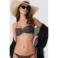 NA-KD Swimwear Góra bikini bandeau z detalem v - Multicolor. Bikini damskie marki NA-KD Swimwear. W wyprzedaży za 24.28 zł.