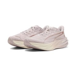 Damskie buty do biegania Deviate Pure NITRO™ PUMA. Czerwone obuwie sportowe damskie Puma, bez wzorów, do biegania. Za 649.00 zł.