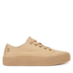 Espadryle Tommy Hilfiger. Brązowe espadryle damskie Tommy Hilfiger, bez wzorów, bez obcasa, bez zapięcia. Za 239.99 zł.