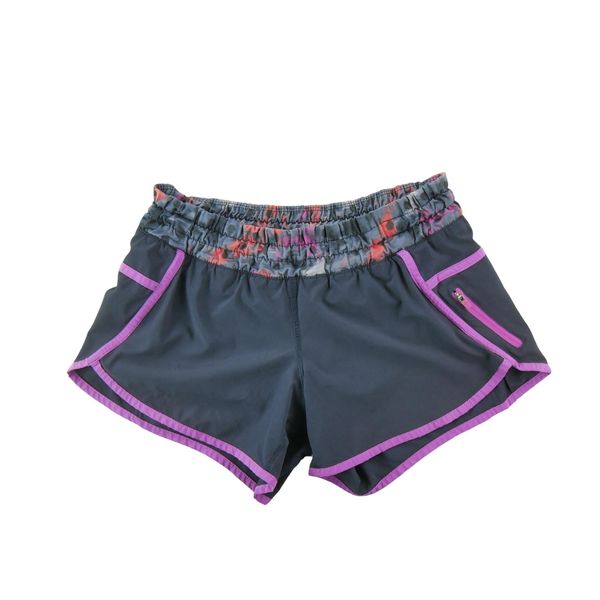 Second life - Spodenki damskie Lululemon - Stan bardzo dobry. Szare szorty sportowe damskie LULULEMON, xs, bez wzorów, z materiału, sportowe, na fitness i siłownię. Za 80.96 zł.