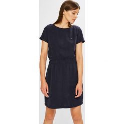 Lacoste - Sukienka. Szare sukienki damskie Lacoste, z lyocellu, casualowe, z okrągłym kołnierzem. W wyprzedaży za 469.90 zł.