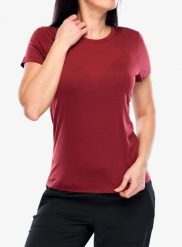 Koszulka damska Houdini Tree Tee. Czerwone t-shirty damskie Houdini, m, bez wzorów, z jersey, wakacyjne, bez kołnierzyka. Za 191.29 zł.