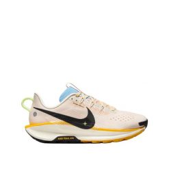 Buty do biegania Nike Pegasus Trail 5 Czarny. Czarne obuwie sportowe damskie Nike, bez wzorów, z gumy, do biegania. Za 661.00 zł.