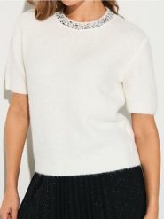 Bluzka swetrowa z domieszką wełny - kremowy. Białe bluzki damskie Sinsay, l, bez wzorów, z wełny, bez kołnierzyka, bez ramiączek. Za 49.99 zł.