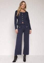 Granatowy Dzianinowy Komplet z Wiskozą w Eleganckim Stylu Kardigan i Spodnie Delisana. Niebieskie kardigany damskie Born2be, m, bez wzorów, z dzianiny, eleganckie. Za 239.99 zł.