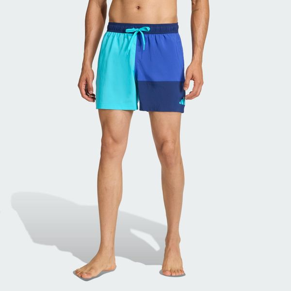 Szorty Do Pływania Colorblock Swim Shorts 5Inch. Niebieskie szorty męskie Adidas, bez wzorów. Za 149.00 zł.