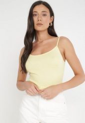 Jasnożółty Top Cilarpia. Żółte bluzki damskie Born2be, xl, bez wzorów, z bawełny, bez kołnierzyka, bez ramiączek. Za 19.99 zł.