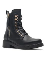 Jenny Fairy Trzewiki WS2622-01 Czarny. Czarne botki damskie Jenny Fairy, z syntetyku, bez obcasa, na płaskiej podeszwie, bez zapięcia. Za 169.99 zł.