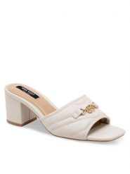 Nine West Klapki 123AL0687 Biały. Białe klapki damskie Nine West, bez wzorów, z syntetyku, bez obcasa. Za 137.99 zł.