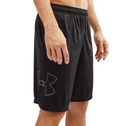 Męskie Spodenki Z Grafiką Techniczną. Czarne krótkie spodenki sportowe męskie Under Armour, m, bez wzorów, trekkingowe. Za 204.99 zł.