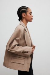 Marynarka o prostym kroju w kolorze BEIGE MELANGE - RICHMOND-M/L. Brązowe żakiety damskie Marsala, l, bez wzorów, z bawełny, eleganckie. Za 699.90 zł.