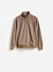Bluza ze stójką - brązowy. Brązowe bluzy męskie Reserved, l, bez wzorów, z dzianiny, bez kaptura. Za 139.99 zł.