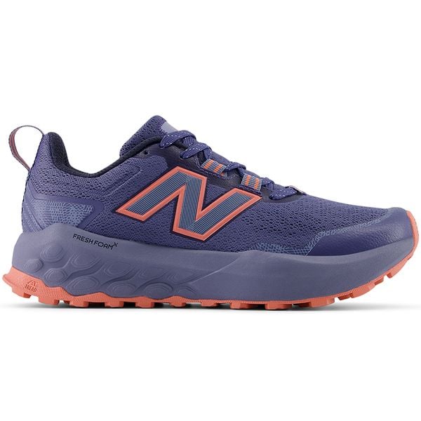 Buty damskie New Balance Fresh Foam Garoé v2 WTGAROD2 – fioletowe. Fioletowe obuwie sportowe damskie New Balance, bez wzorów, z materiału, do biegania. Za 529.99 zł.